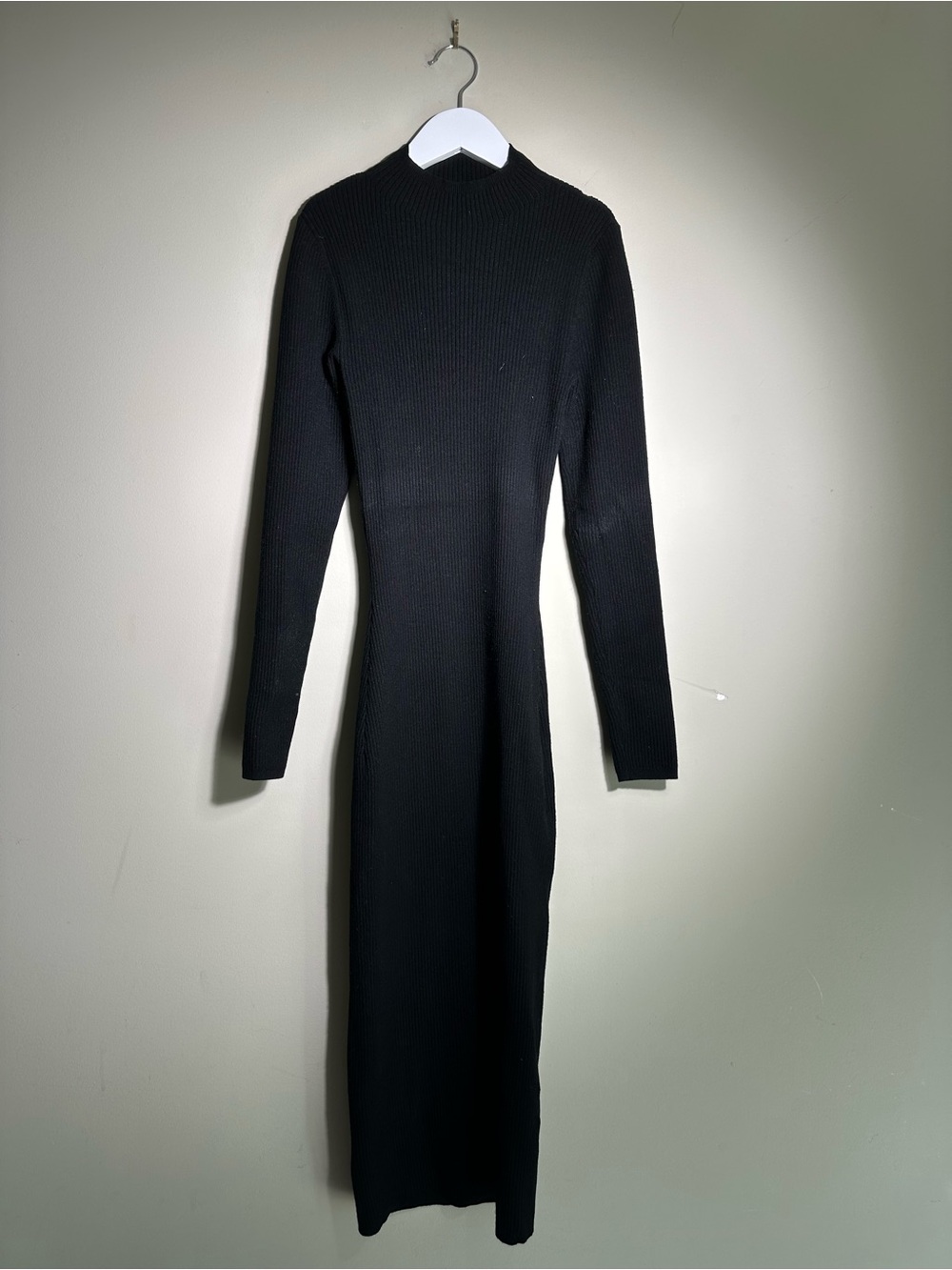 Babaton Black Long-Sleeve Ribbed Midi Dress